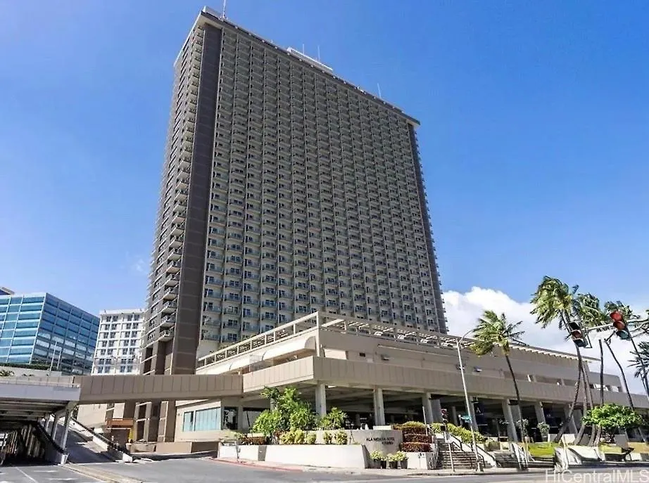 Studio With Partial Ocean View & Balcony Unit 1901 Honolulu 0*,